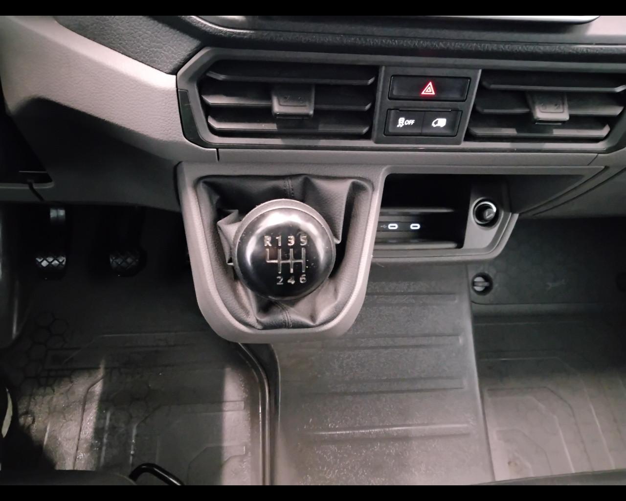 VOLKSWAGEN Crafter 30 2024 - crafter 30 2.0 tdi 140cv L3H3