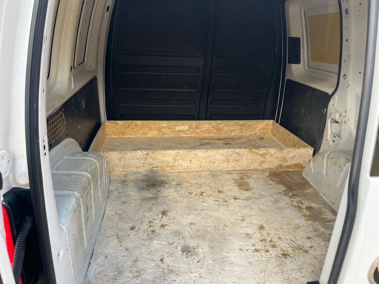 Volkswagen Caddy 1.4 Benzina-Metano / Euro 6