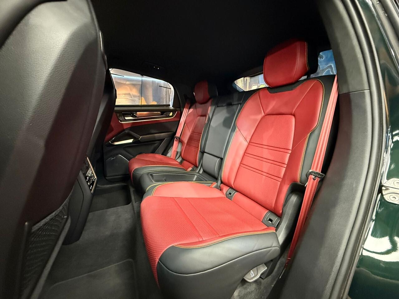 Porsche Cayenne COUPE 4.0 V8 TURBO E-HYBRID GT (212)