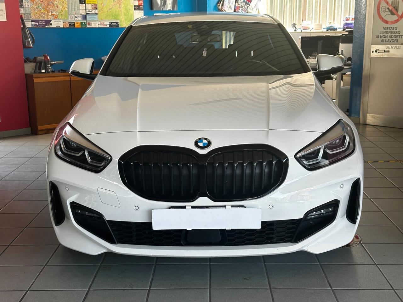 Bmw 120 120d 5p. Msport
