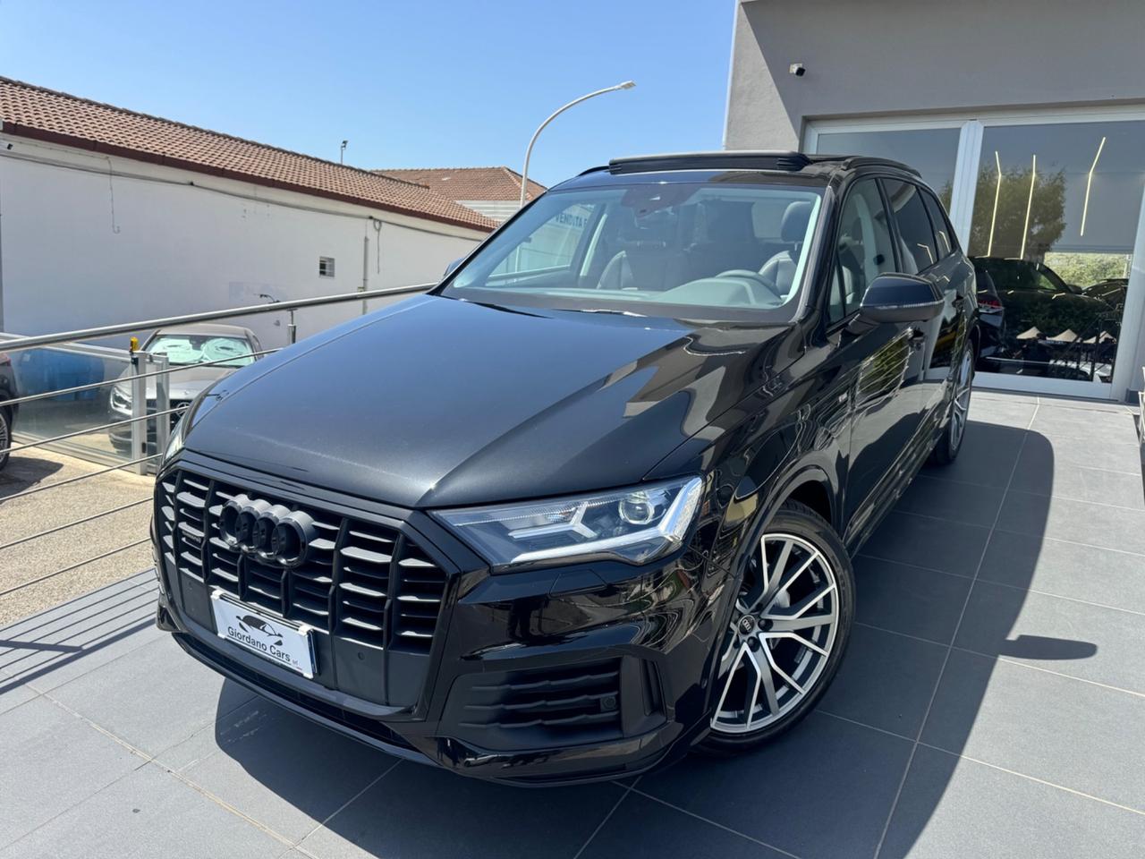 Audi Q7 50 TDI quattro tiptronic s line plus tetto apribile ita