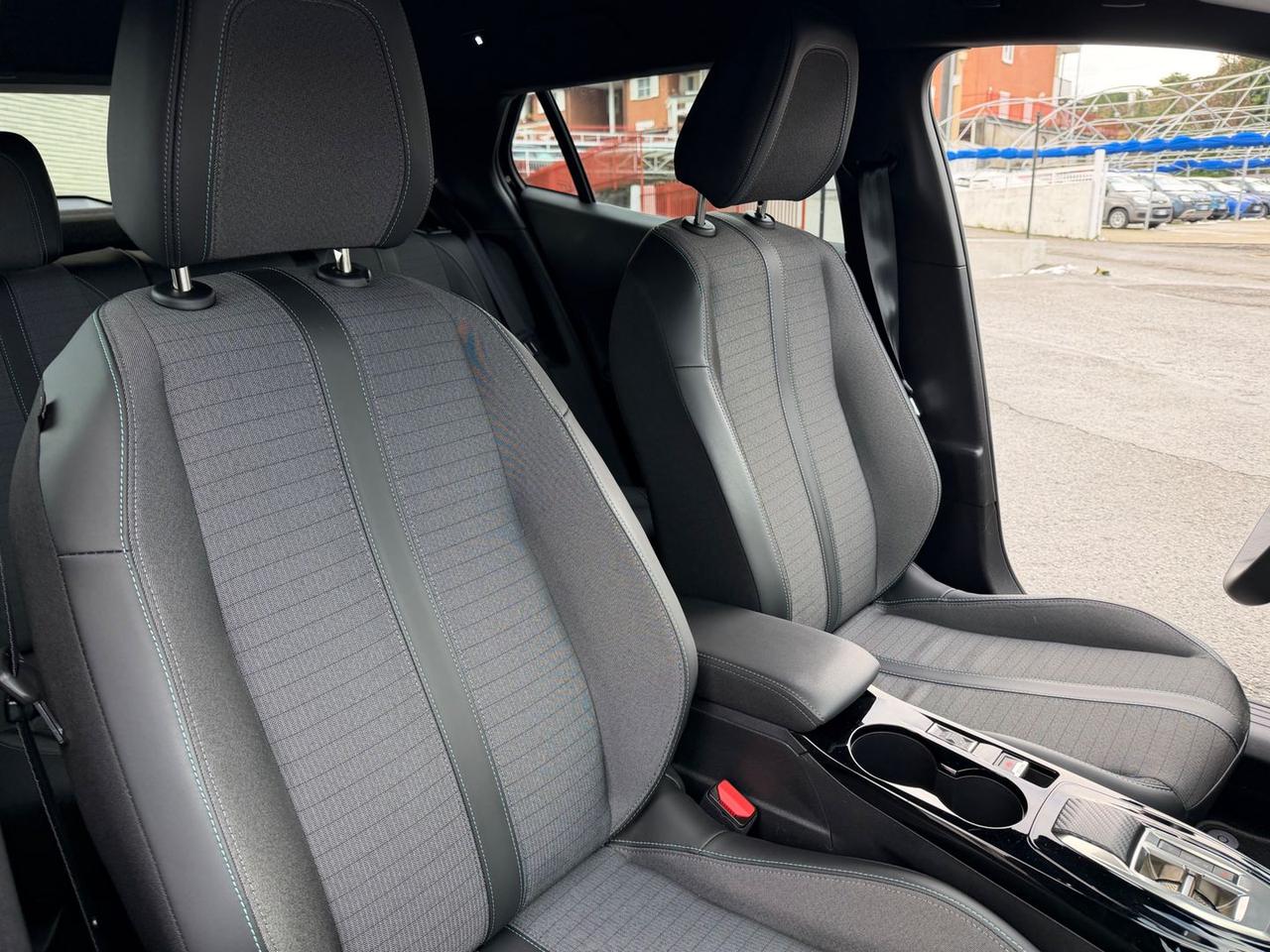 Peugeot 2008 1.5 Blue HDI 130 Allure Pack * #9123