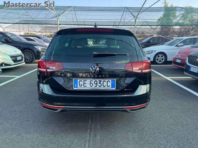 VOLKSWAGEN Passat Variant 2.0 TDI Executive 4motion 200cv DSG - GE693CC