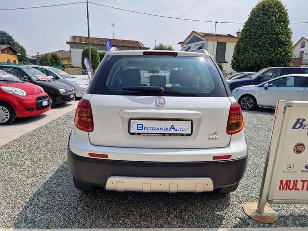 FIAT Sedici GPL 1.6 4x2 Emotion Euro5