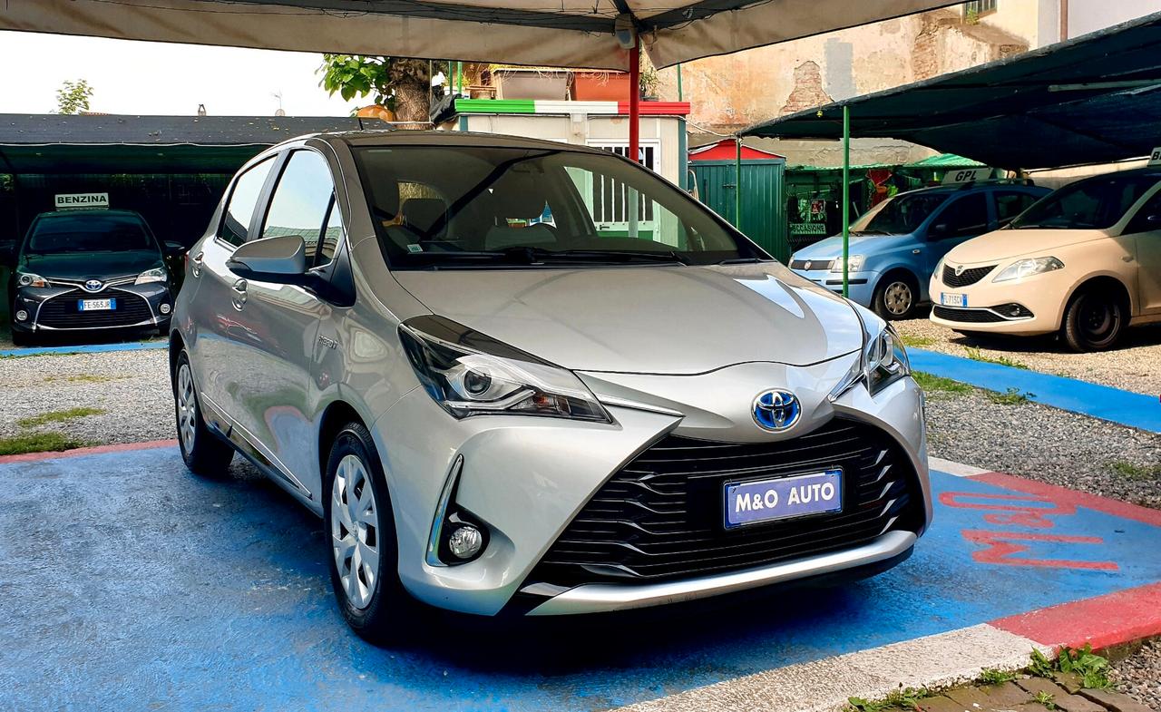 TOYOTA YARIS 1.5 BENZINA/IBRIDA PARI NUOVO 46 MILA KM