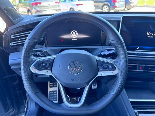 VOLKSWAGEN Tiguan 1.5 eTSI 150CV GANCIO DSG R-Line Plus PARI A NUOVO
