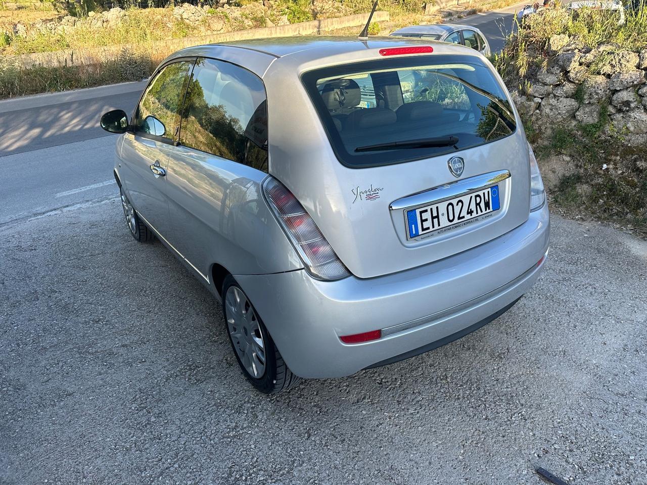 Lancia Ypsilon 1.2 benzina/gpl 69 CV Platinum