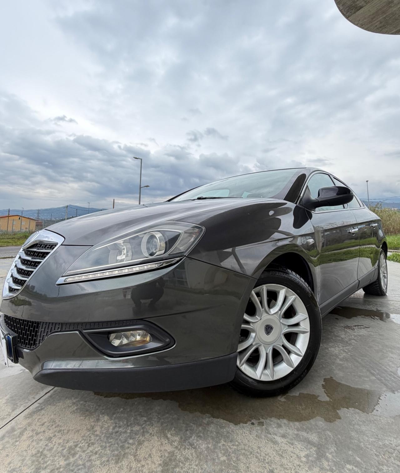 Lancia Delta 1.6 MJT DPF Gold