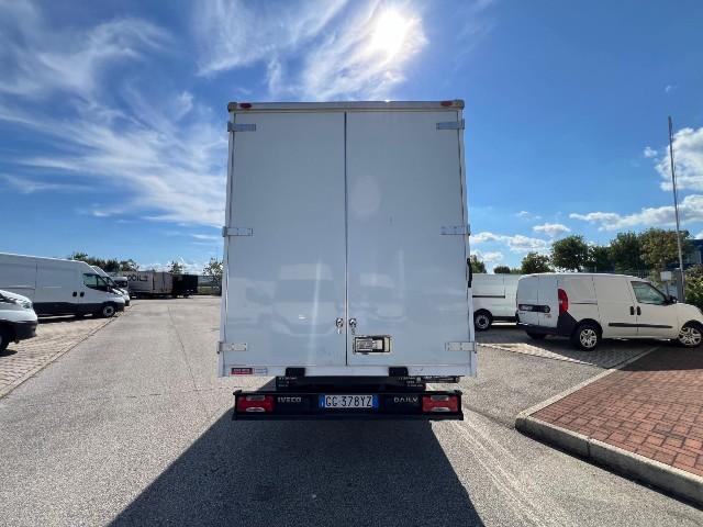 Iveco DAILY 35C14H BOX