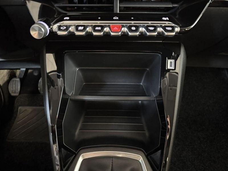 Peugeot 208 Style Puretech 75cv, 5 porte