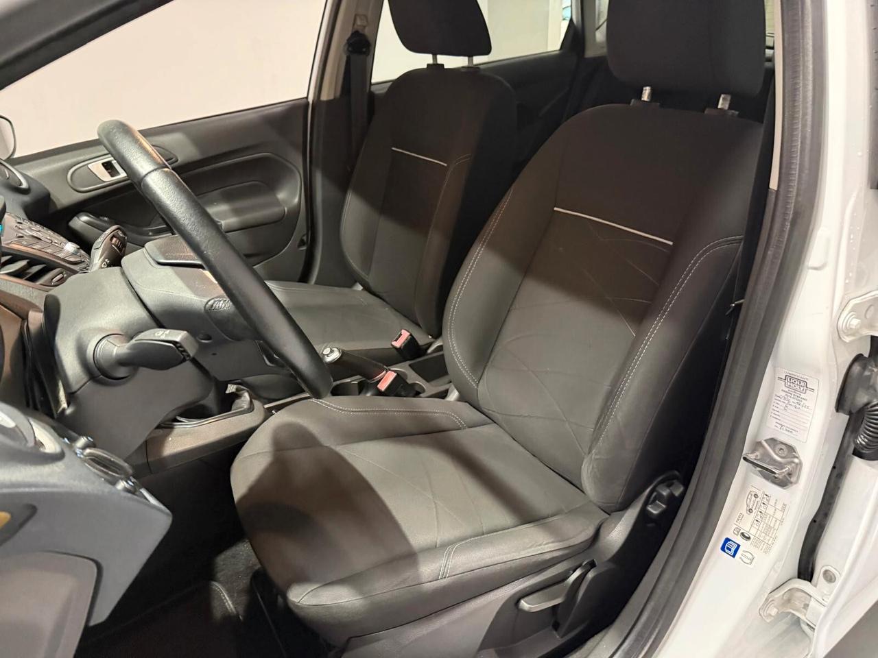 Ford Fiesta 1.4 5p. Bz.- GPL Titanium