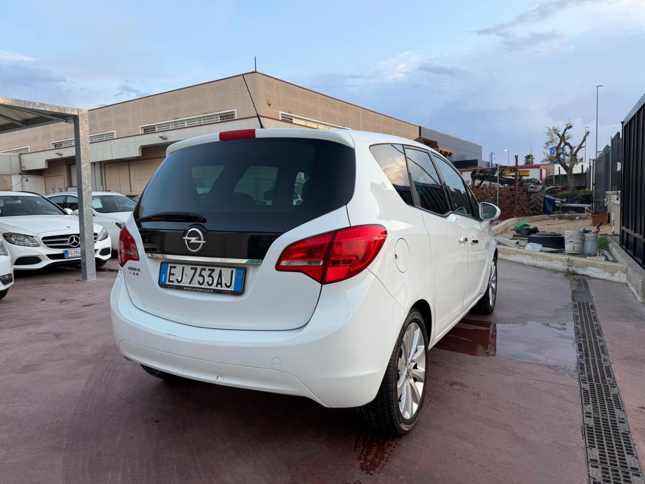 Opel Meriva 1.4 16V GPL-TECH Enjoy