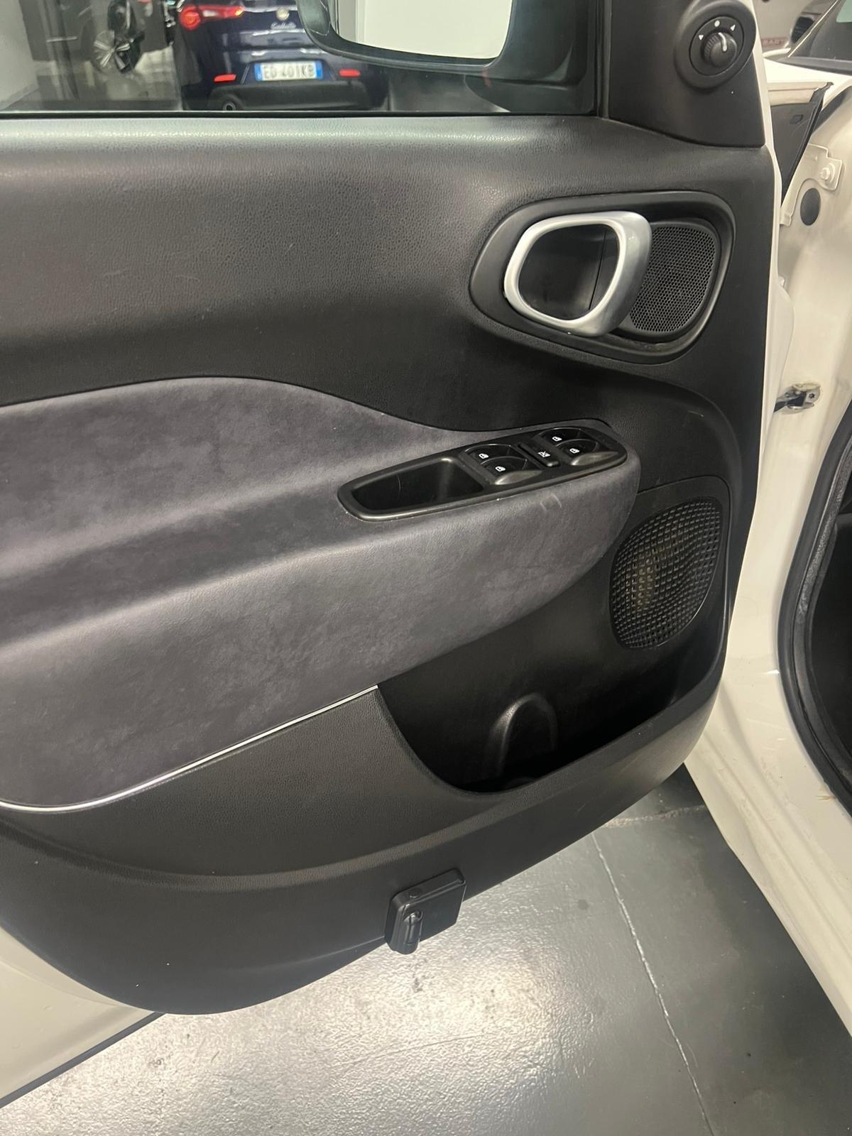 Fiat 500L 0.9 TwinAir Turbo Natural Power Lounge