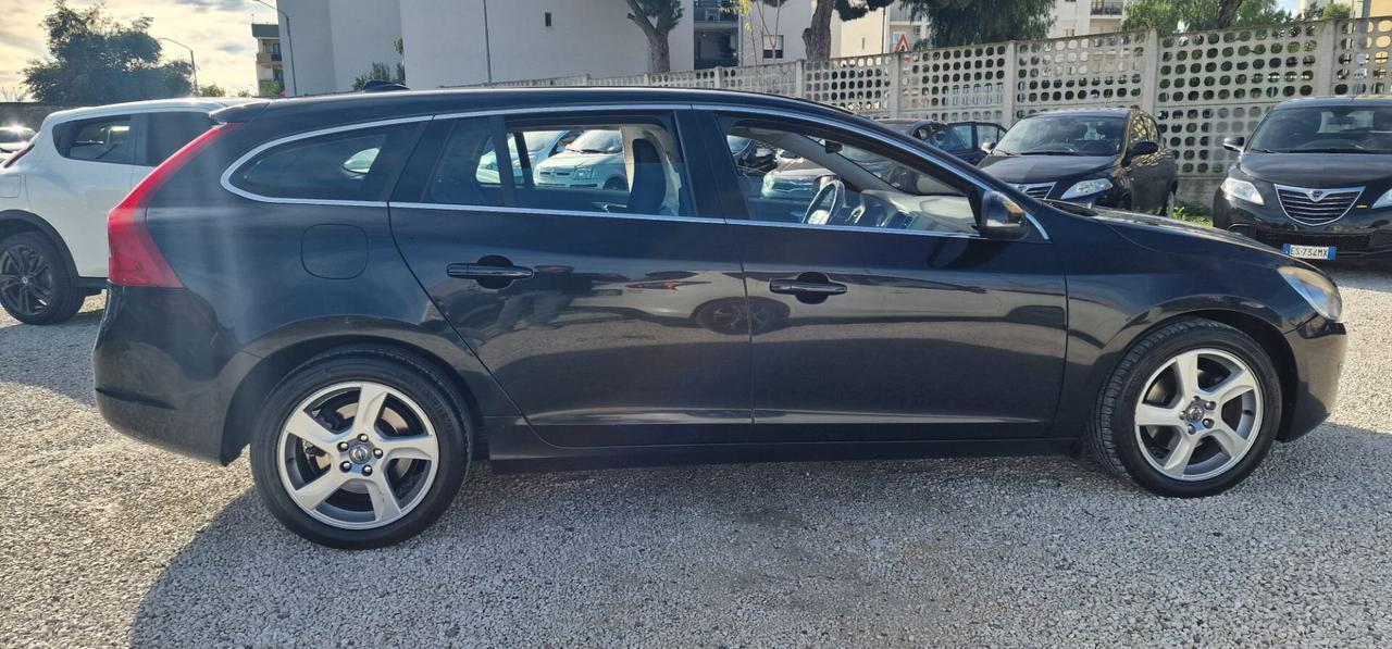 Volvo V60 D3 Geartronic Summum 2012 CRONO CASA MADRE