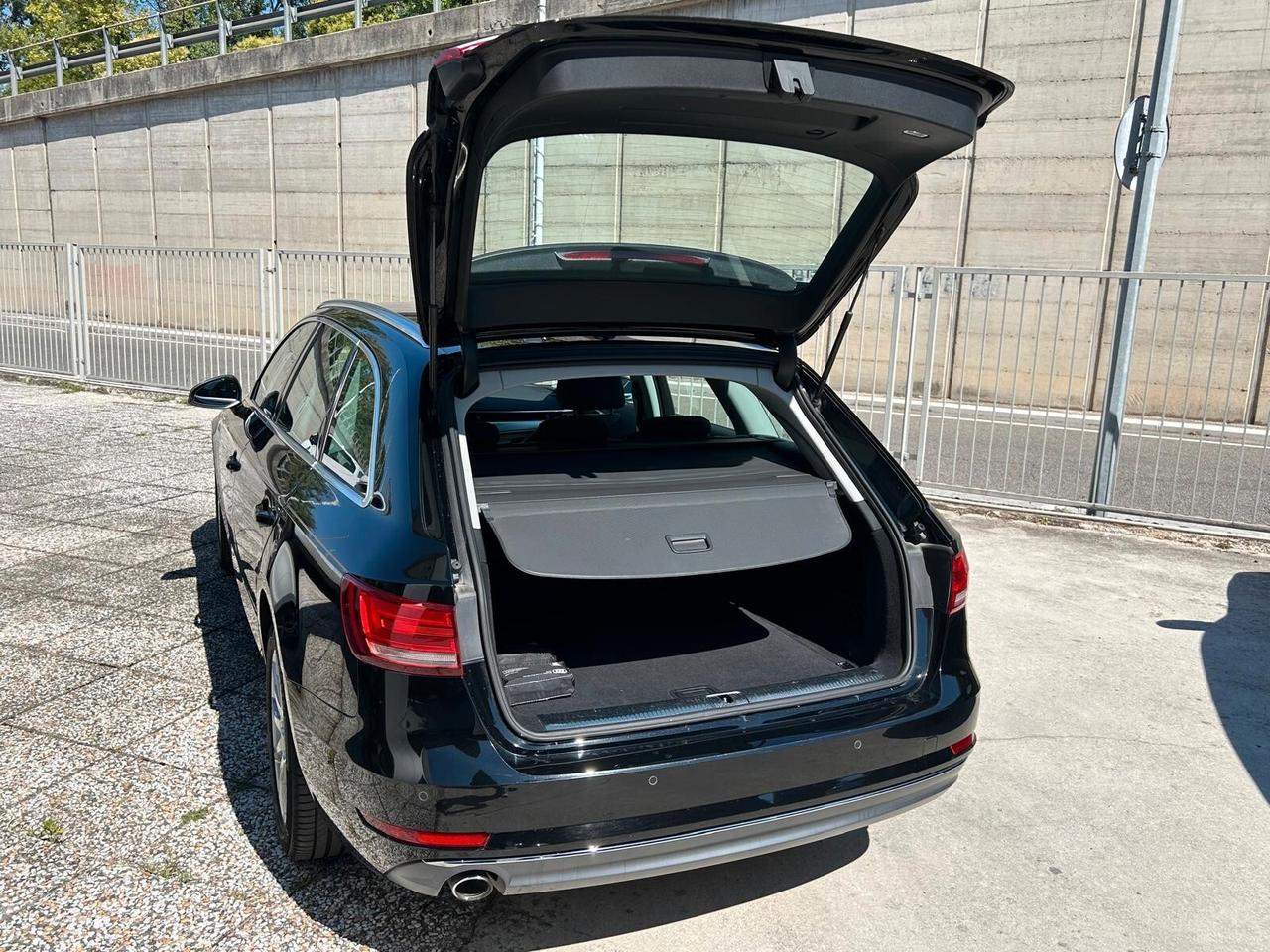 Audi A4 Avant 2.0 TDI 150 CV ultra Business Sport