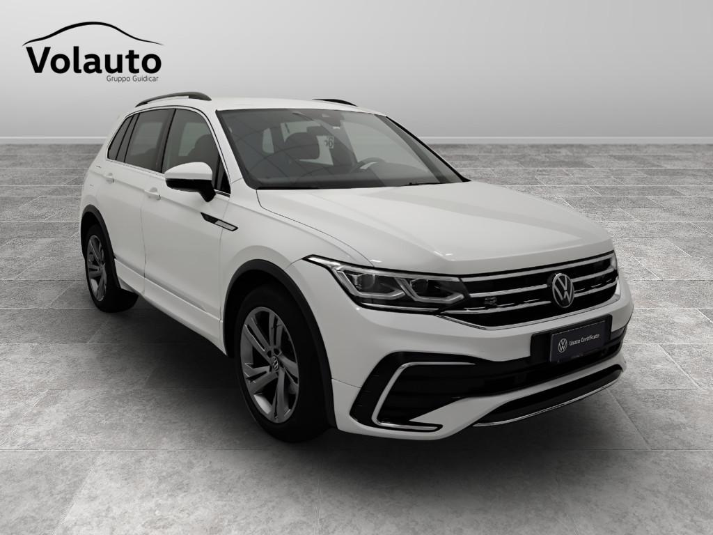 VOLKSWAGEN Tiguan II 2021 - Tiguan 1.5 tsi R-Line 150cv dsg