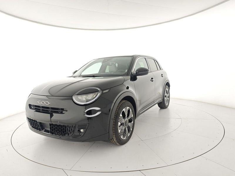 FIAT 600 Hybrid DCT MHEV La Prima