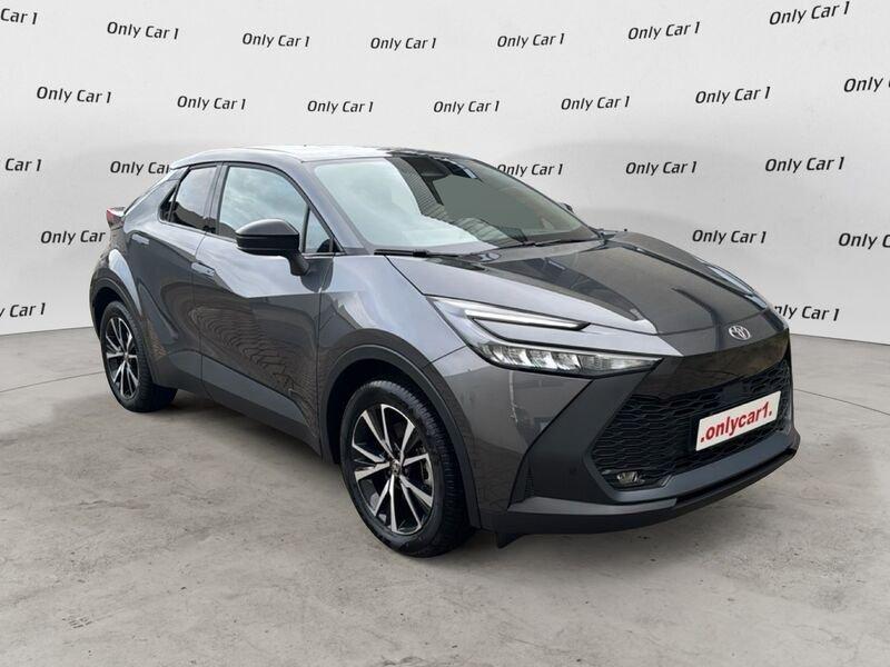 Toyota C-HR 2.0 P-HEV BUSINESS