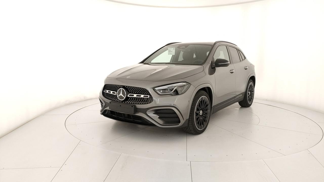 Mercedes-Benz GLA 200 d automatic
