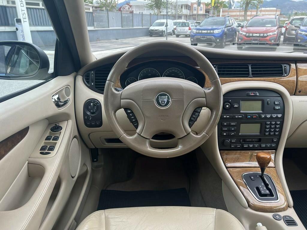 Jaguar X-Type 3.0 V6 Executive