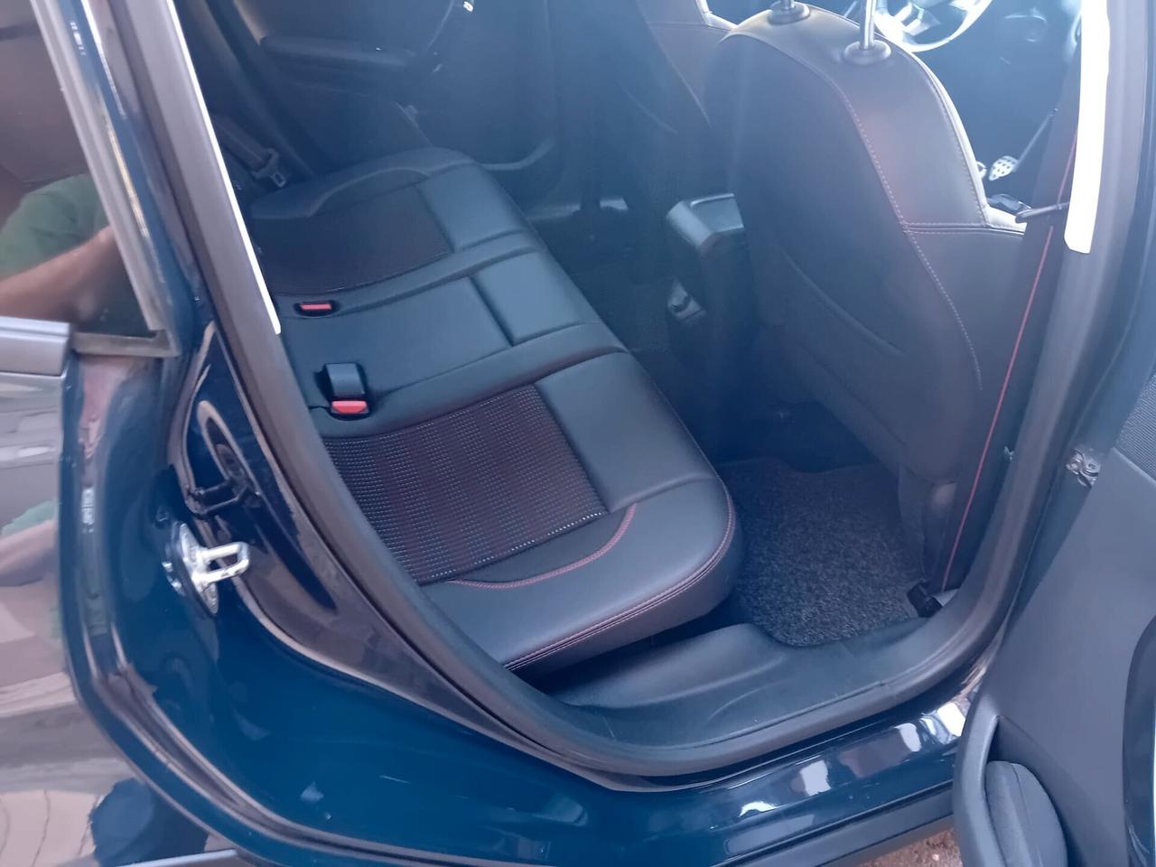 Peugeot 2008 BlueHDi 100 GT Line