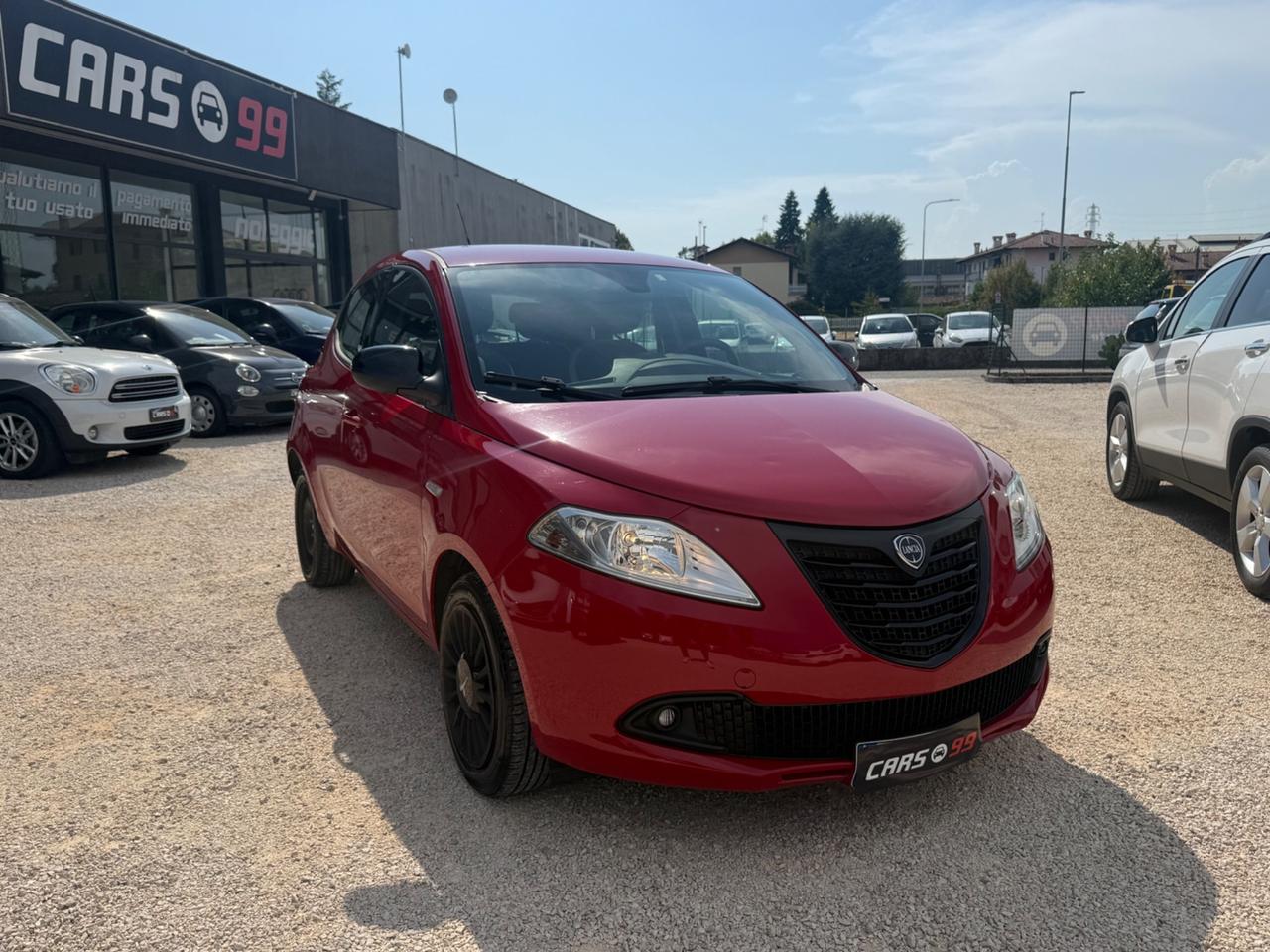 Lancia Ypsilon 1.2 69 CV 5 porte Elefantino