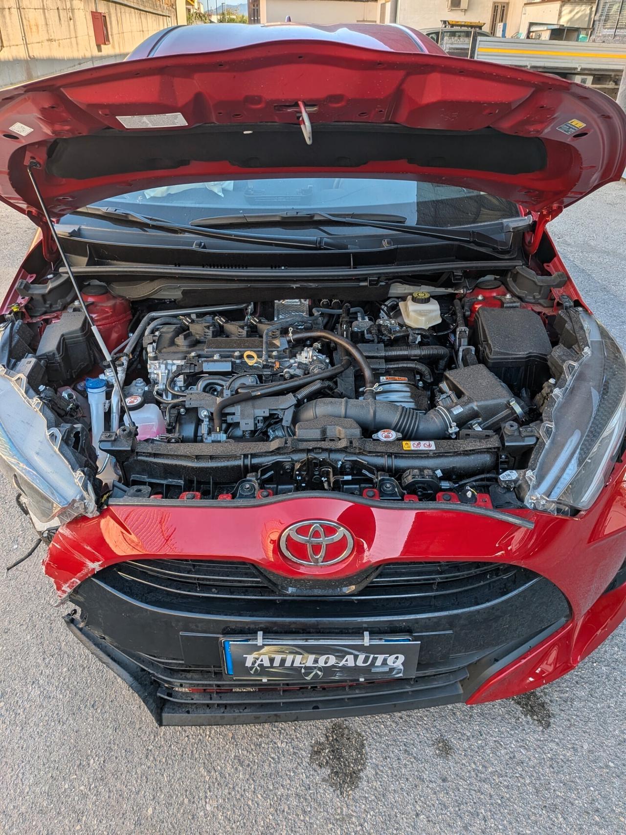 Toyota Yaris 1.5 Hybrid 1.600km