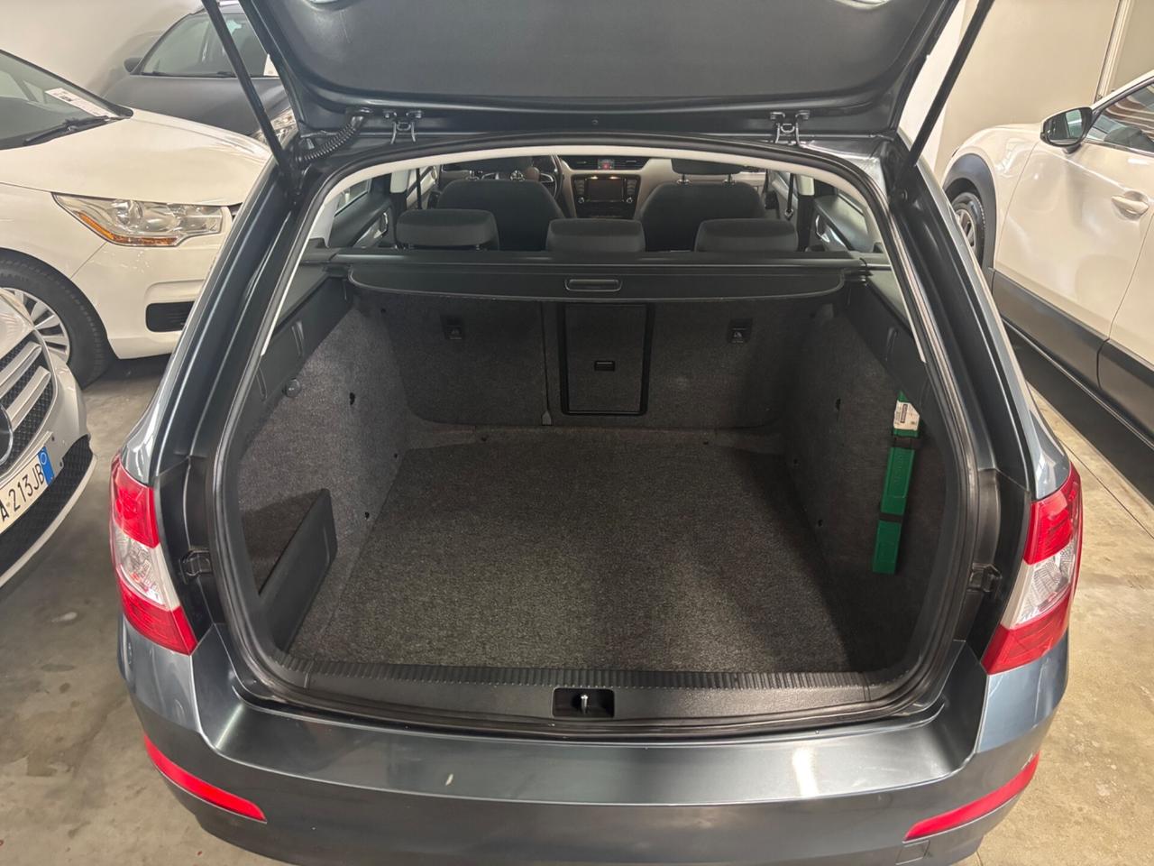 Skoda Octavia 1.6 TDI DSG AUTOMATIC SW