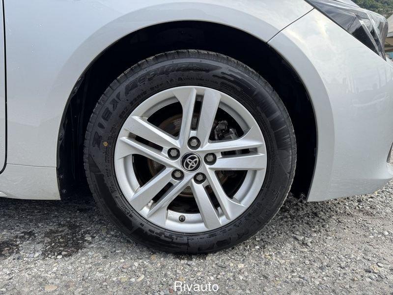 Toyota Corolla 1.8 Hybrid Active
