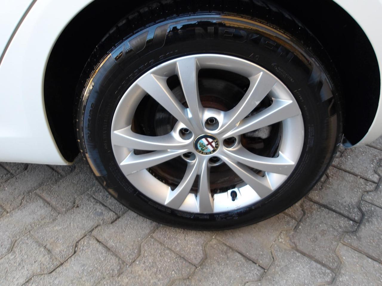 Alfa Romeo Giulietta 1.6 jtdm(2) Giulietta Distinctive