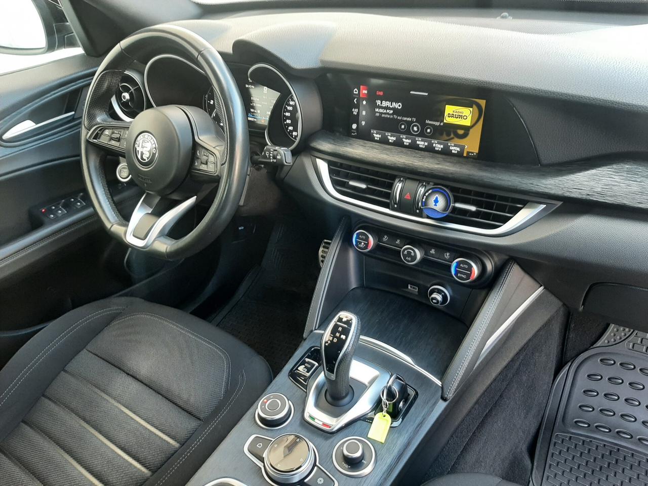 Alfa Romeo Stelvio 2.2 TD 160 CV AT8 RWD Business