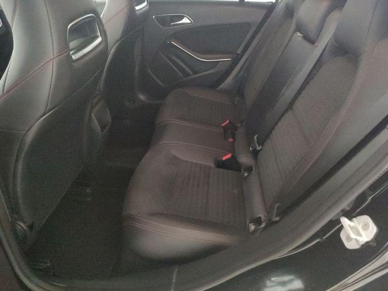 Mercedes-Benz CLA Shooting Brake 200 d Premium auto FL