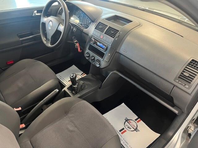 Volkswagen Polo 1.2/70CV 12V 5p. Comfortline