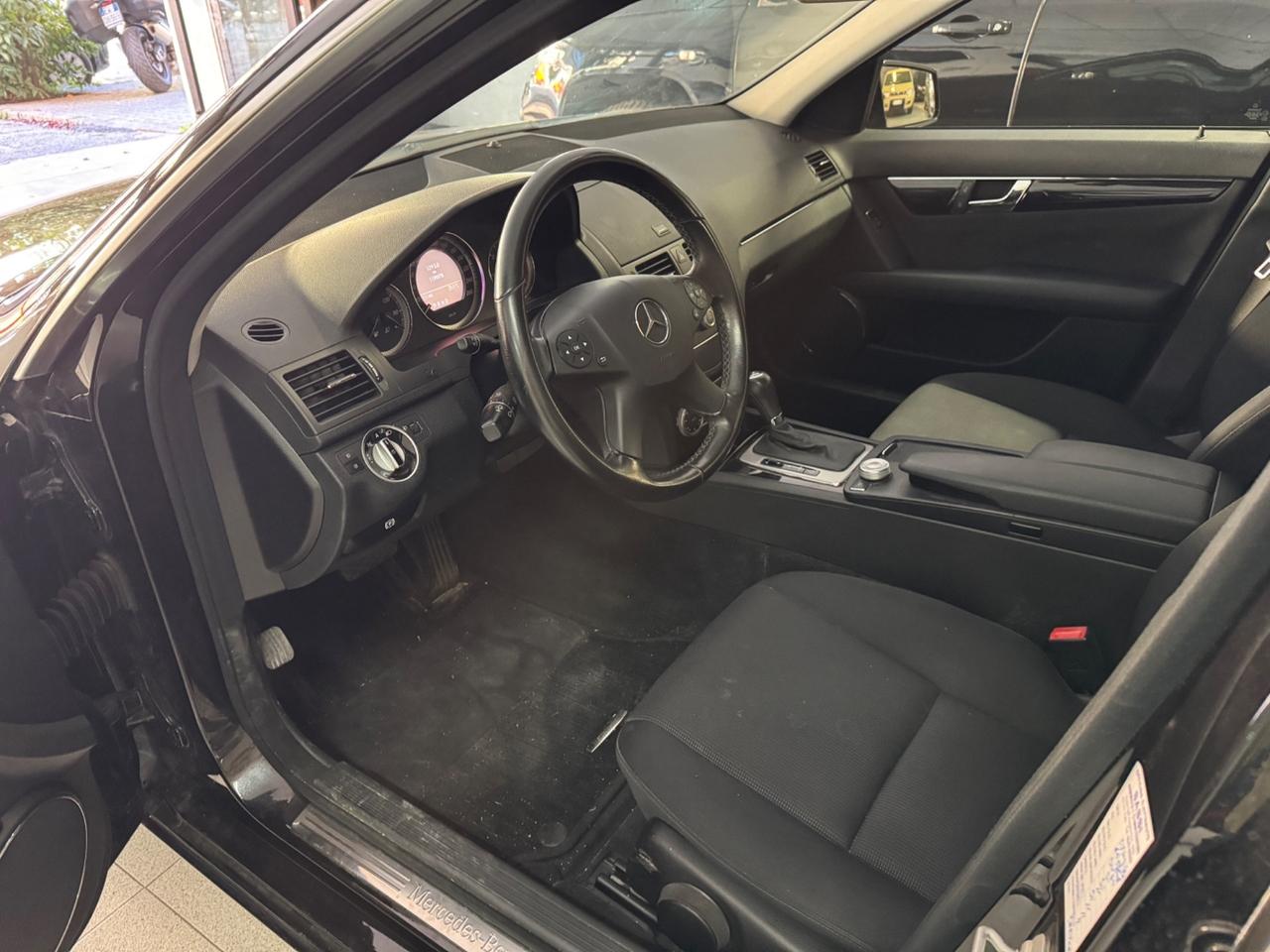 Mercedes-benz C 220 CDI BlueEFFICIENCY Executive