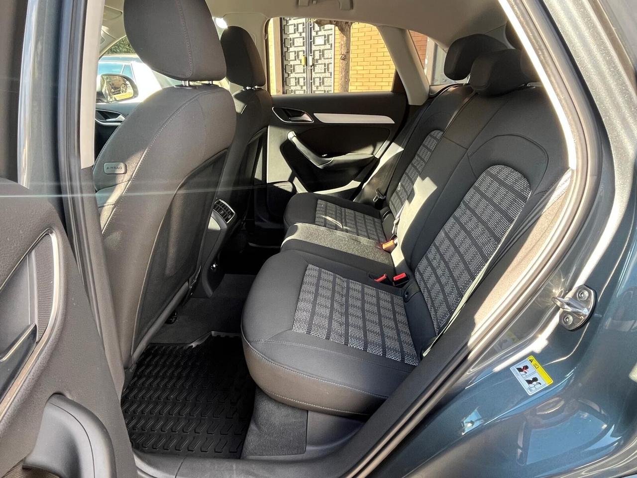 Audi Q3 2.0 TDI 184 CV quattro S tronic Sport S-LINE