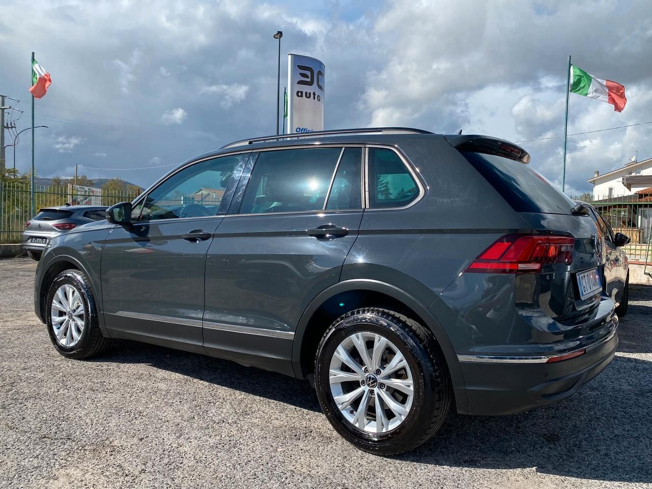 Volkswagen Tiguan 2.0 TDI 150 CV SCR DSG Modello Life