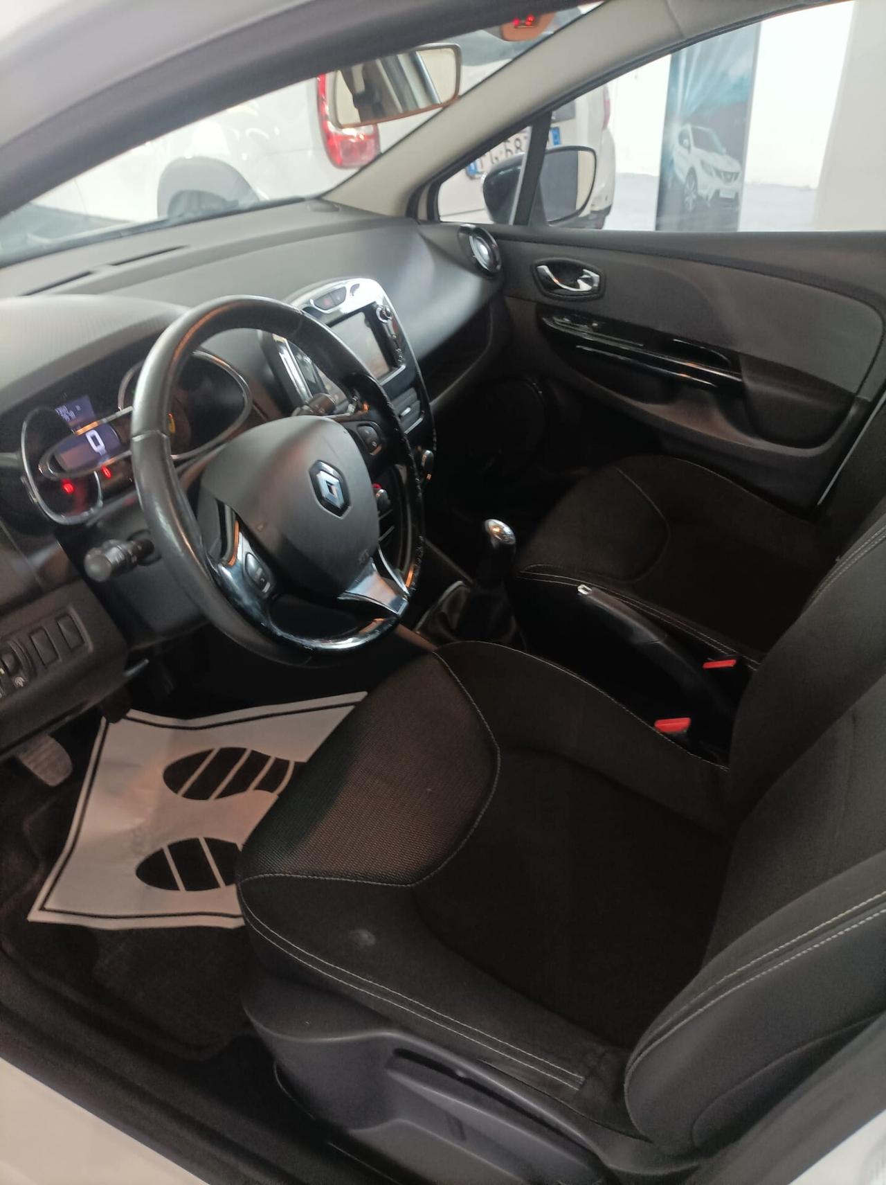 Renault Clio 1.2 16V 5 porte Live! SOLO 113000KM