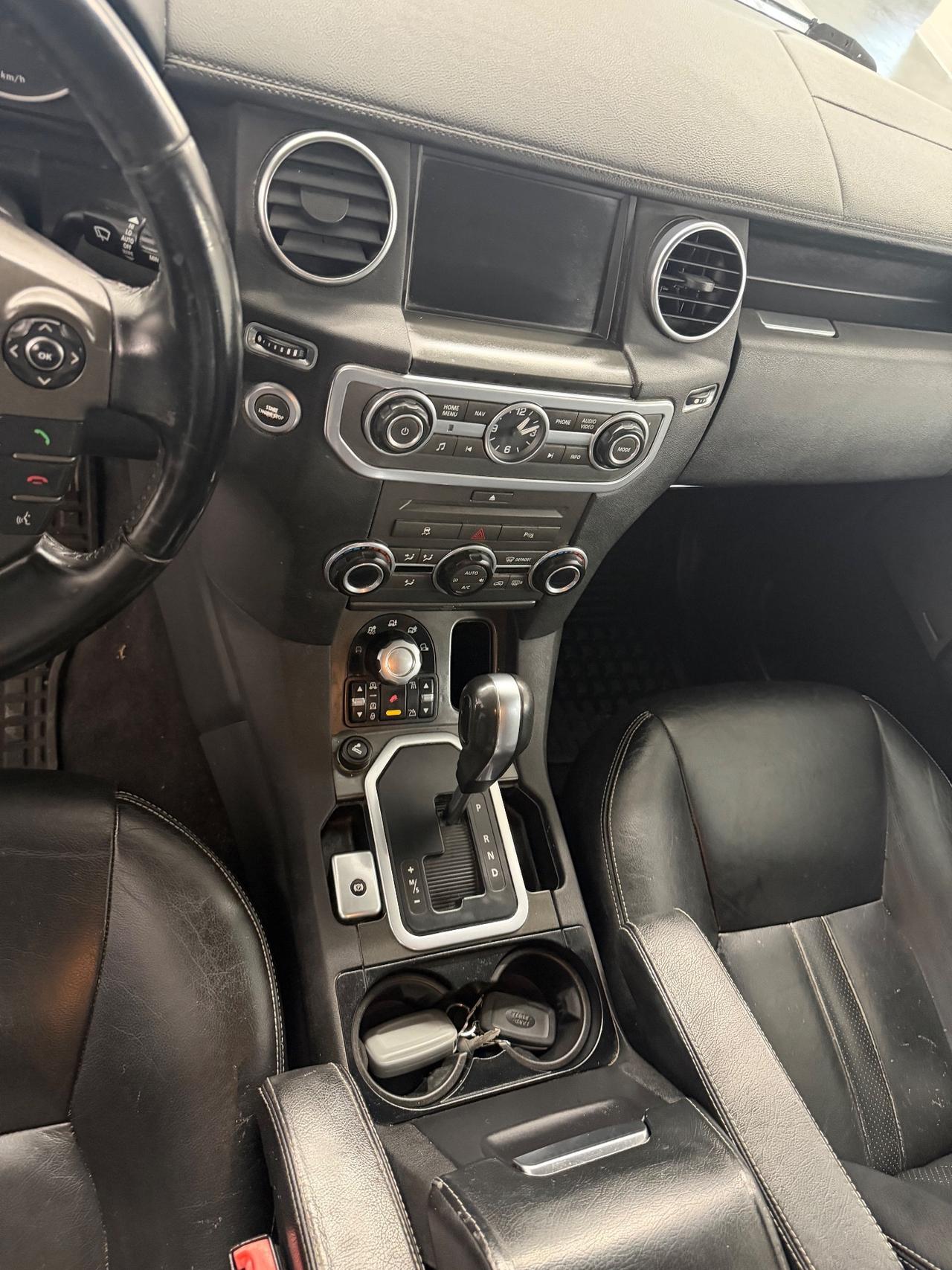 Land Rover Discovery 4 3.0 TDV6 HSE