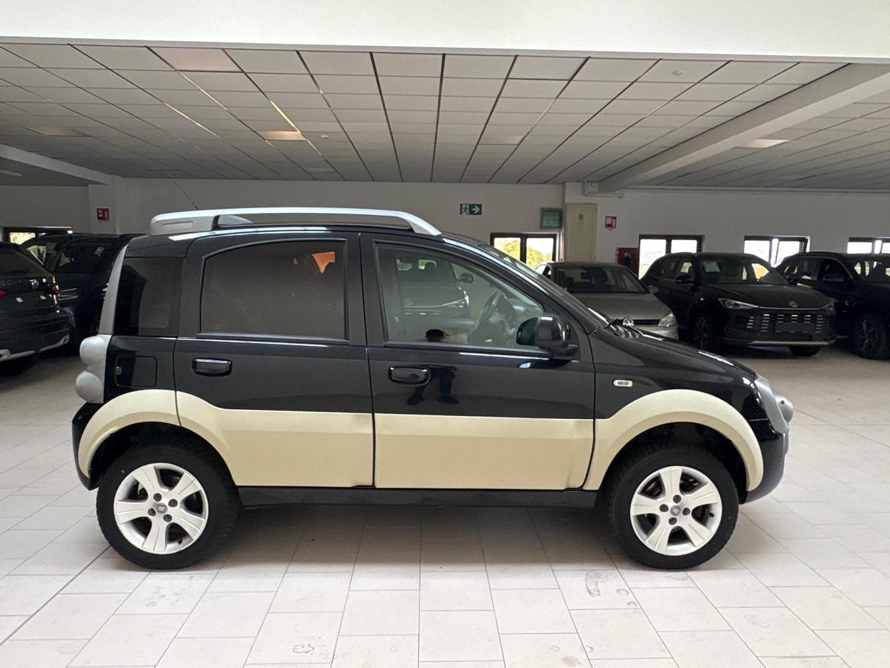 Fiat Panda 1.3 mjt 16v Cross esp 4x4