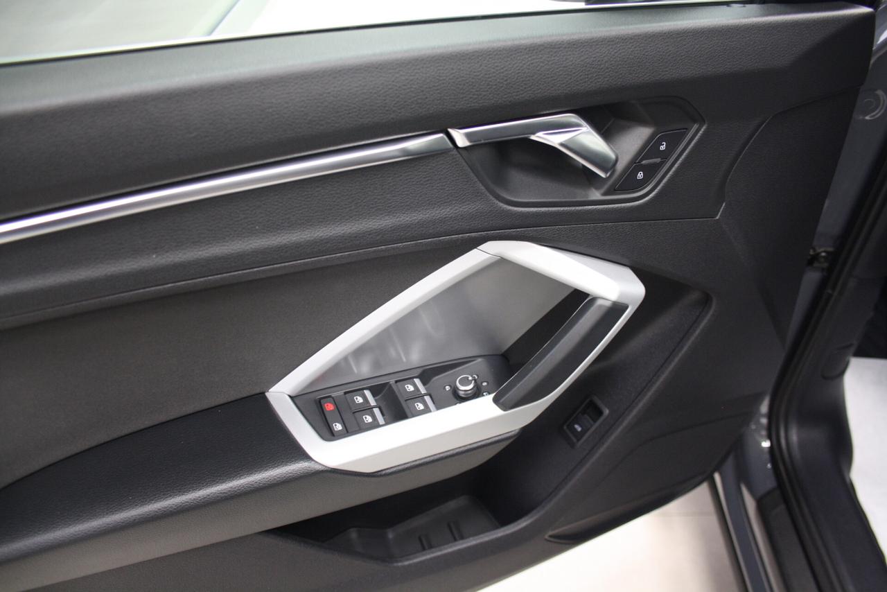 AUDI Q3 SPORTBACK 35 TDI S TRONIC BUSINESS PLUS
