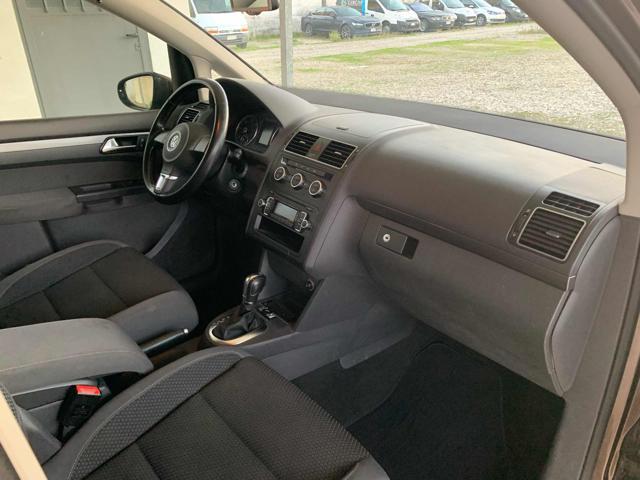 VOLKSWAGEN Touran 1.6 TDI 7 POSTI CAMBIO AUTOMATICO