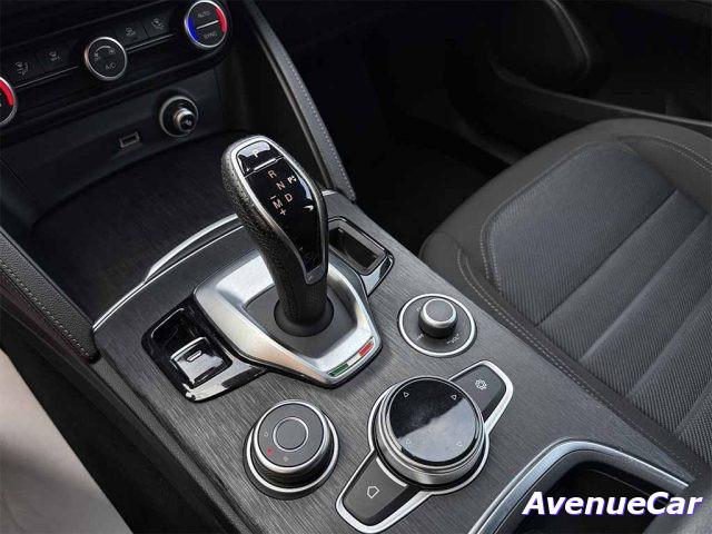 ALFA ROMEO Stelvio Super Business Q4 TELECAMERA POST. IVA ESPOSTA