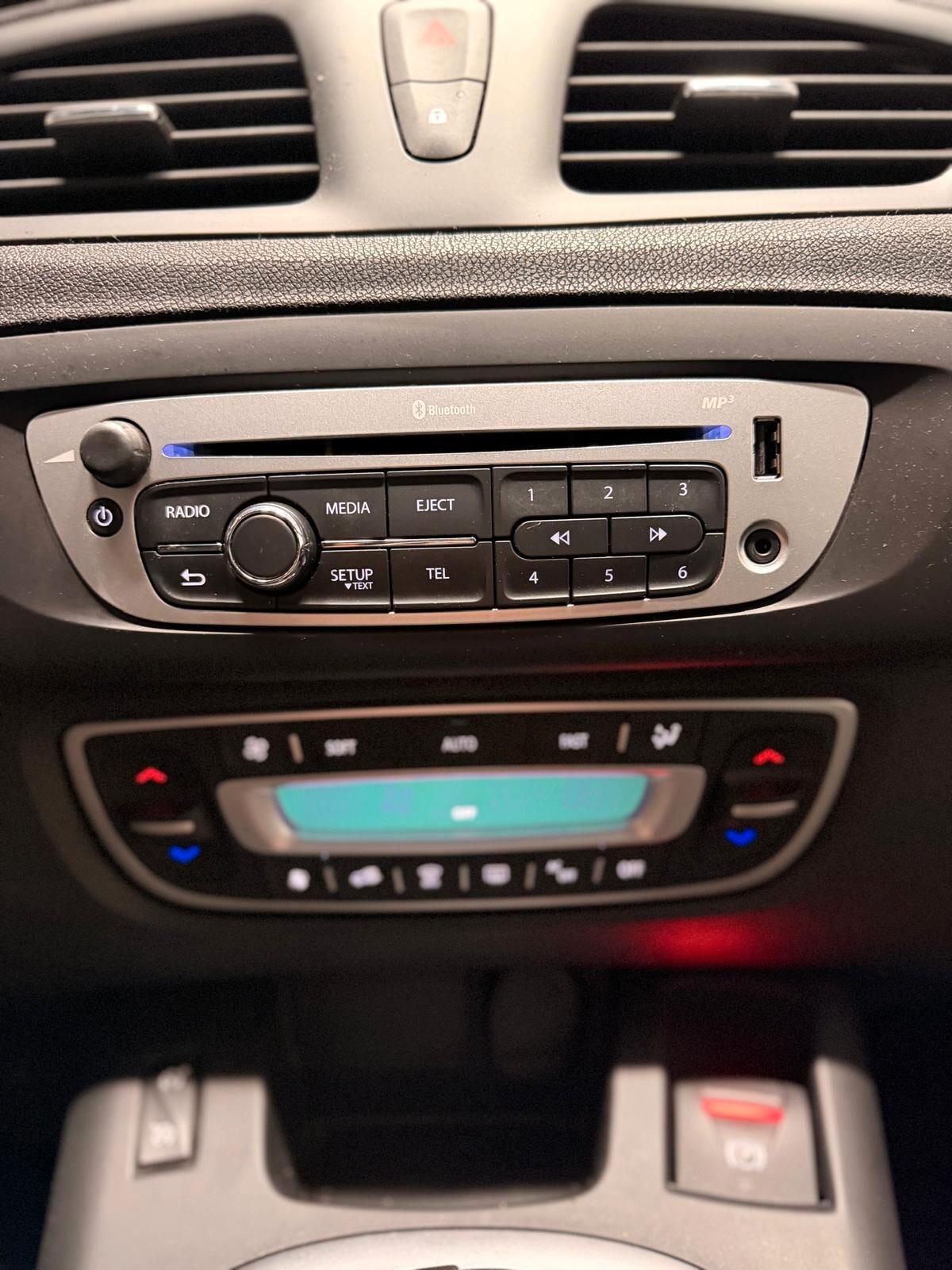 Renault Scenic Scénic XMod 1.6 Wave