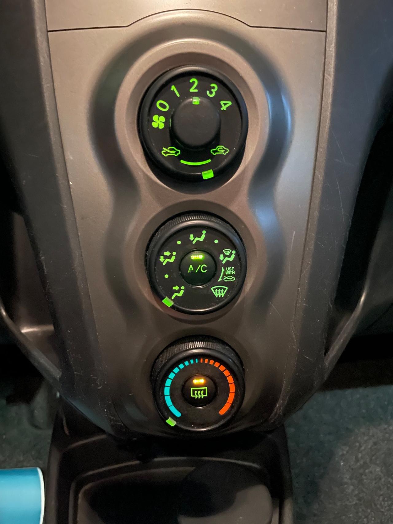 Toyota Yaris 1.0 Neopatentati Euro 5