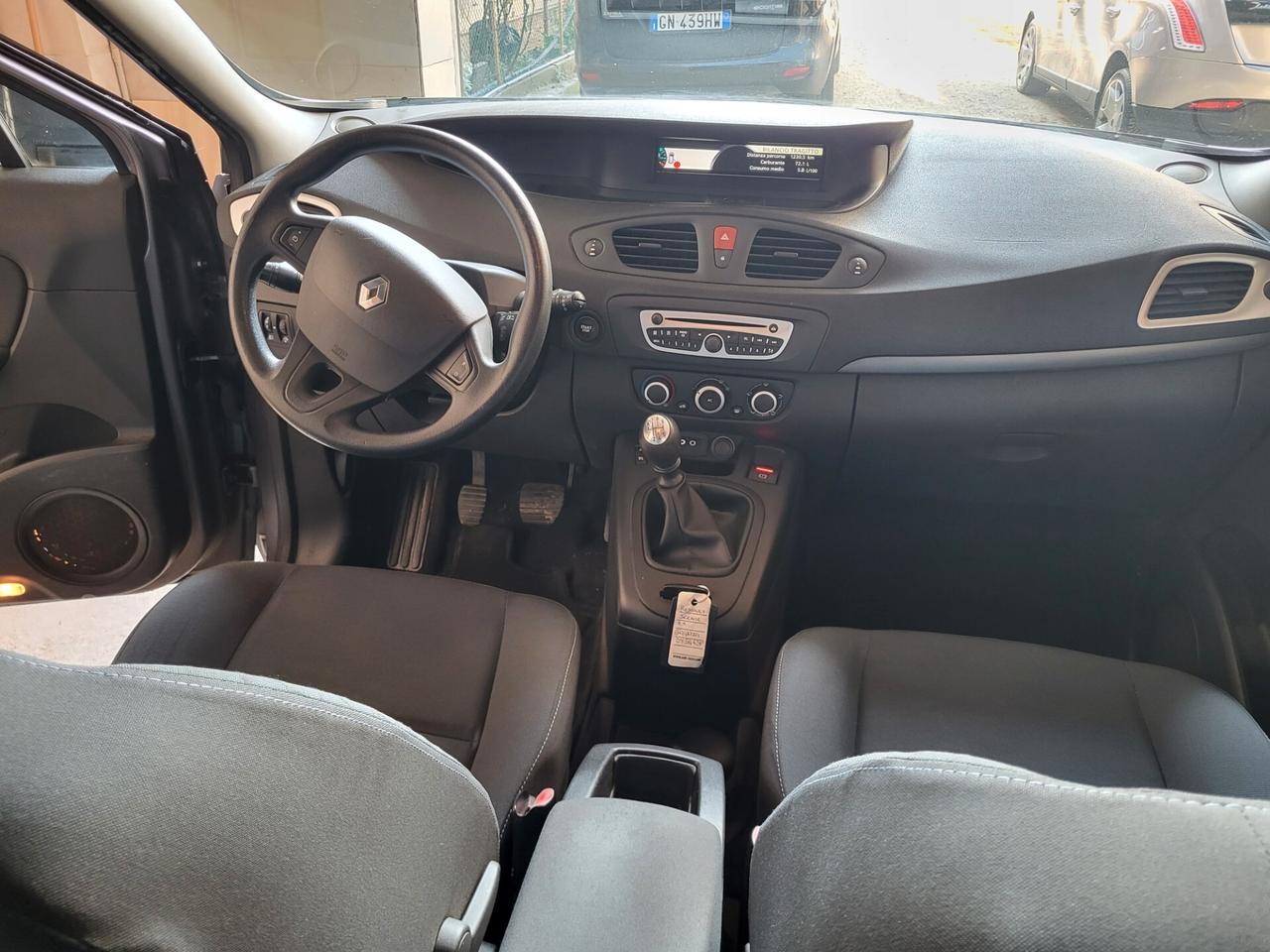 Renault Scenic Scénic 1.5 dCi 110CV Dynamique 7 posti