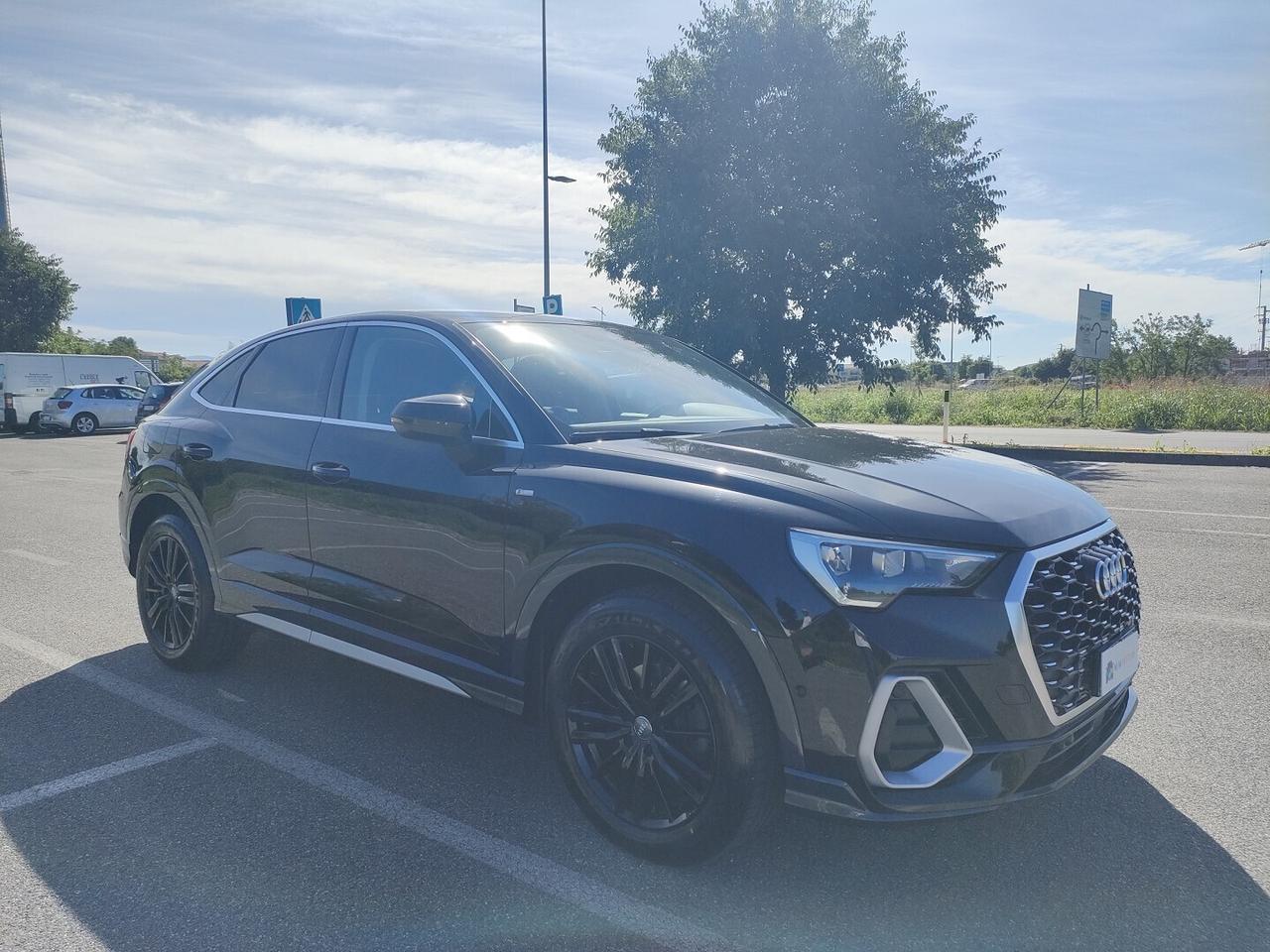 AUDI Q3 Sportback 35 1.5 tfsi mhev S line Edition