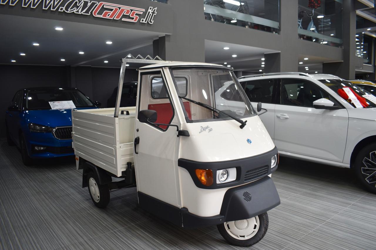 Piaggio Ape 50 Cassone Alto +Accessori unici