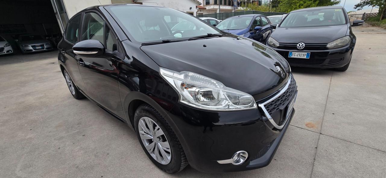 Peugeot 208 1.4 HDi 68 CV 5 porte Access
