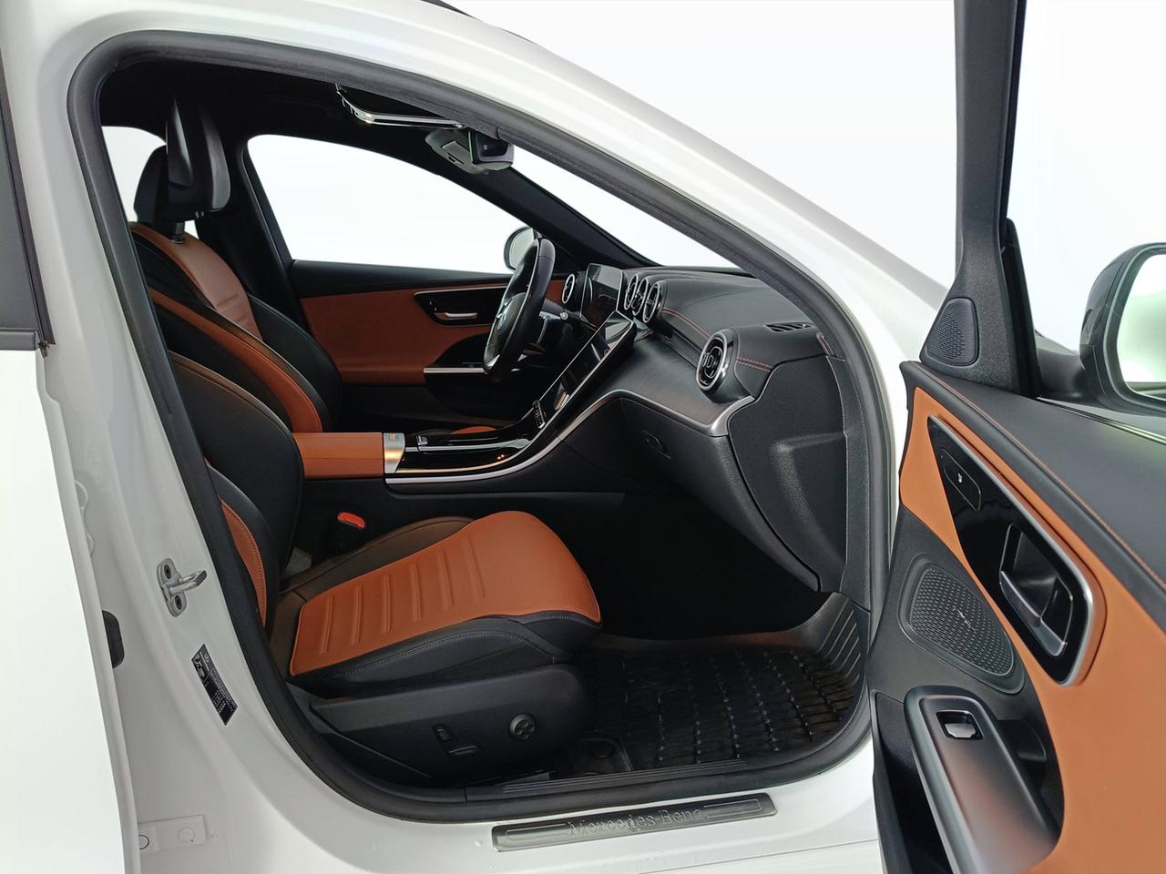 Mercedes-Benz Classe C-S206 SW 2021 - C SW 220 d mhev AMG Line Premium 4matic 197cv auto