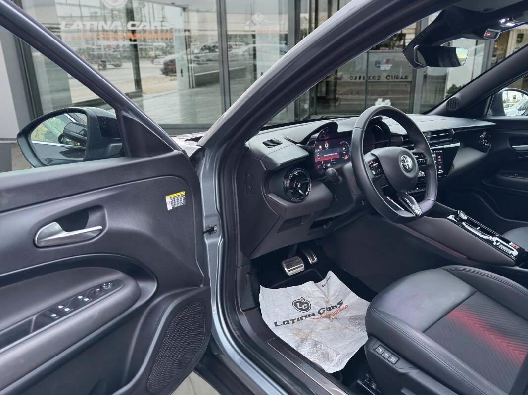 Alfa Romeo Junior 1.2 ibrida 145cv edct6 Con TELECAMERA & NAVIGATORE